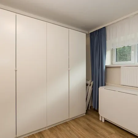 Shortstaypoland Batorego *